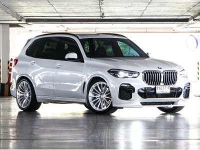 BMW X5 xDrive30D M-Sport 2022 สีขาว มือเดียว BSI เหลือ